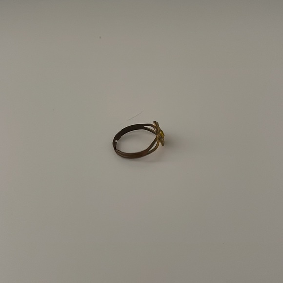 flower ring💍 - Picture 4 of 4